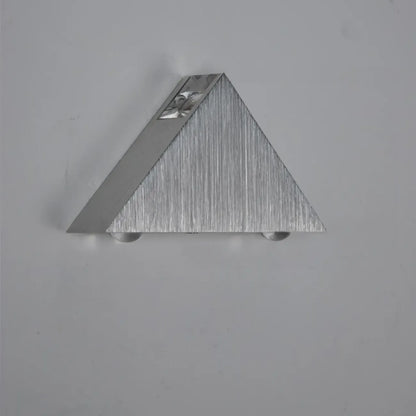 Applique murale triangulaire moderne argentée à LED pour la décoration intérieure