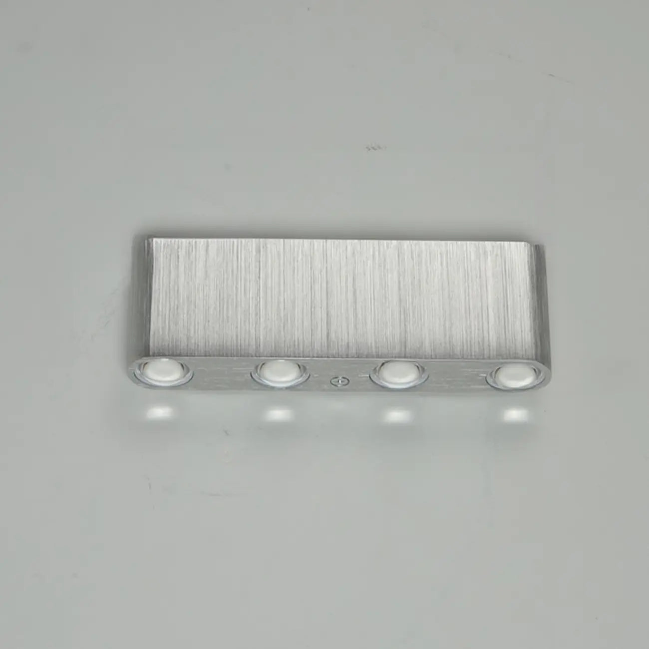 Applique murale triangulaire moderne argentée à LED pour la décoration intérieure