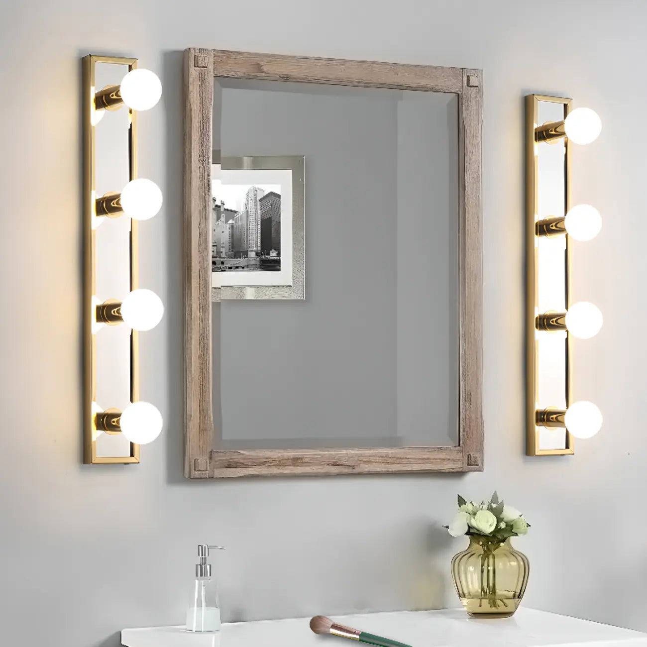 Luminaire de salle de bain moderne en acier doré à plusieurs ampoules