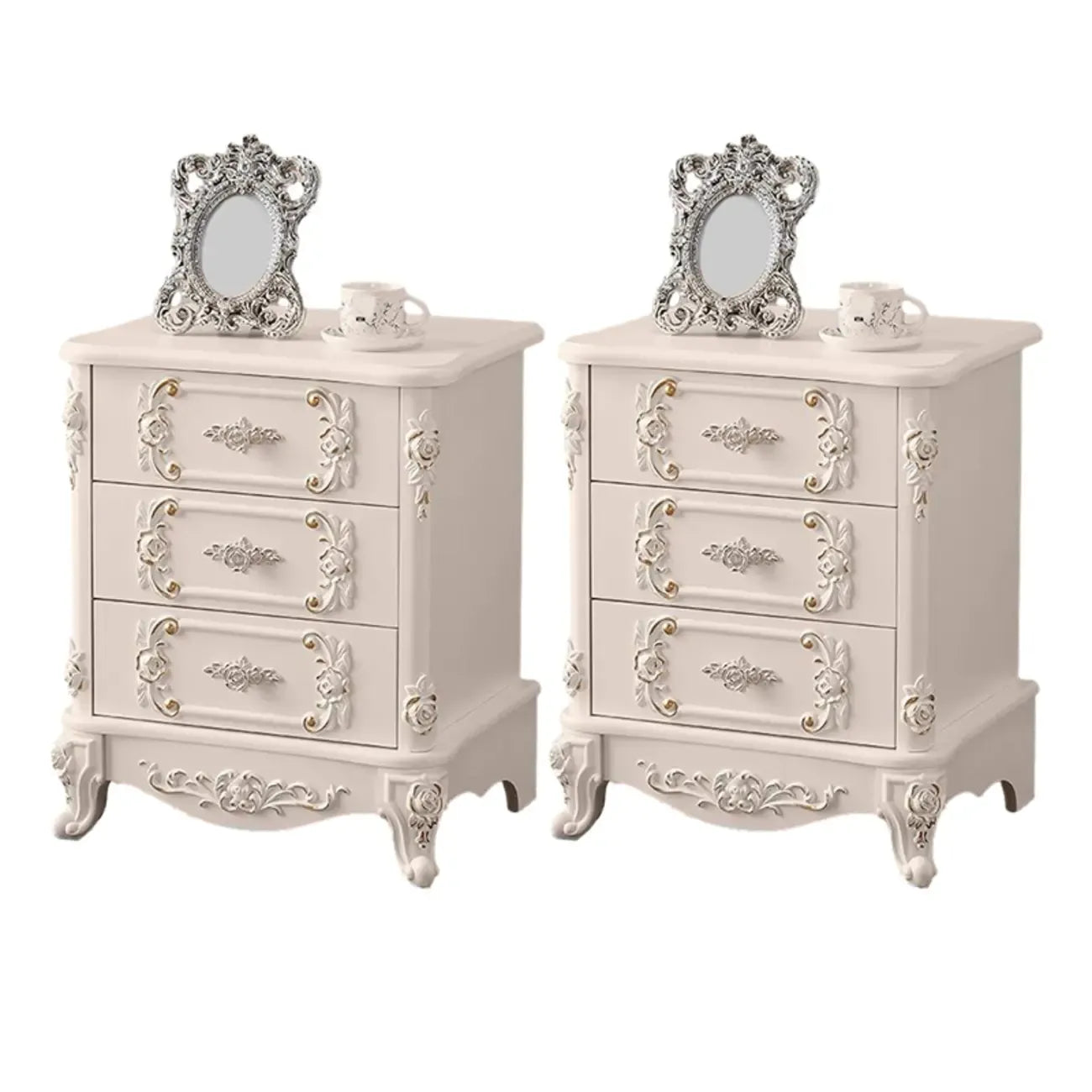 Table de chevet traditionnelle en bois blanc sculpté à 3 tiroirs