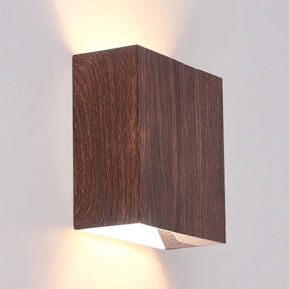 Applique murale géométrique en noyer à 2 lumières LED avec éclairage haut et bas