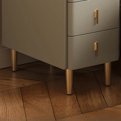 Table de chevet glamour en bois crème avec plateau en marbre et 3 tiroirs