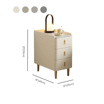Table de chevet glamour en bois crème avec plateau en marbre et 3 tiroirs
