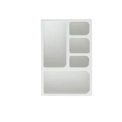 vaisselier de salle à manger en bois blanc avec étagères