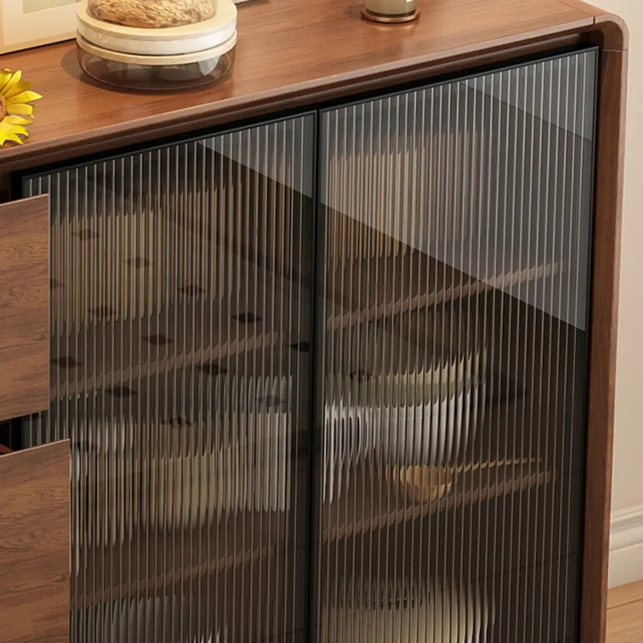 Buffet décontracté en bois couleur expresso avec tiroirs