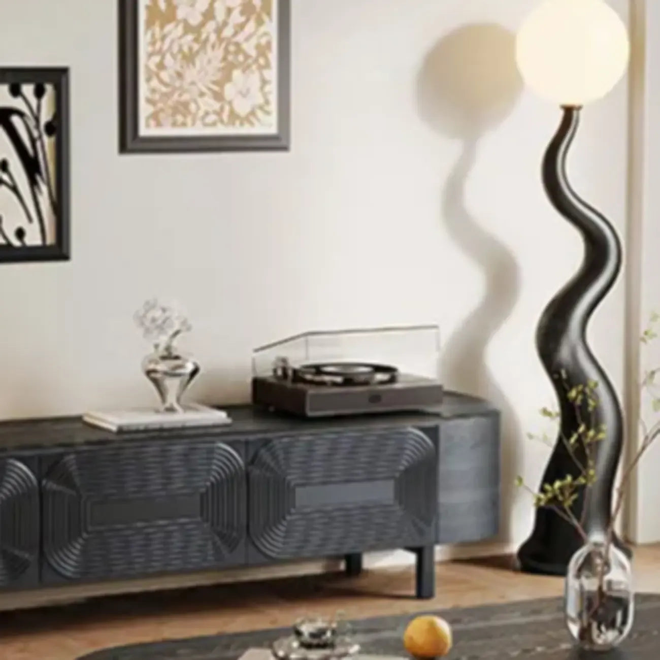 Meuble TV en bois noir de style Mid-Century Modern avec tiroirs