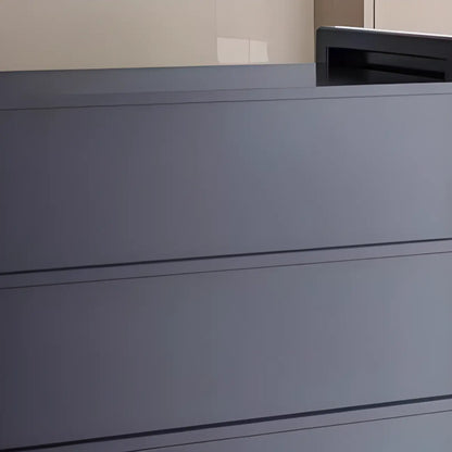 Buffet moderne et simple en métal avec portes relevables et plusieurs placards