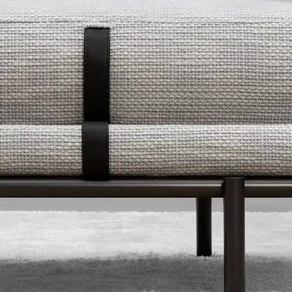 Banc de chambre scandinave en métal gris rembourré