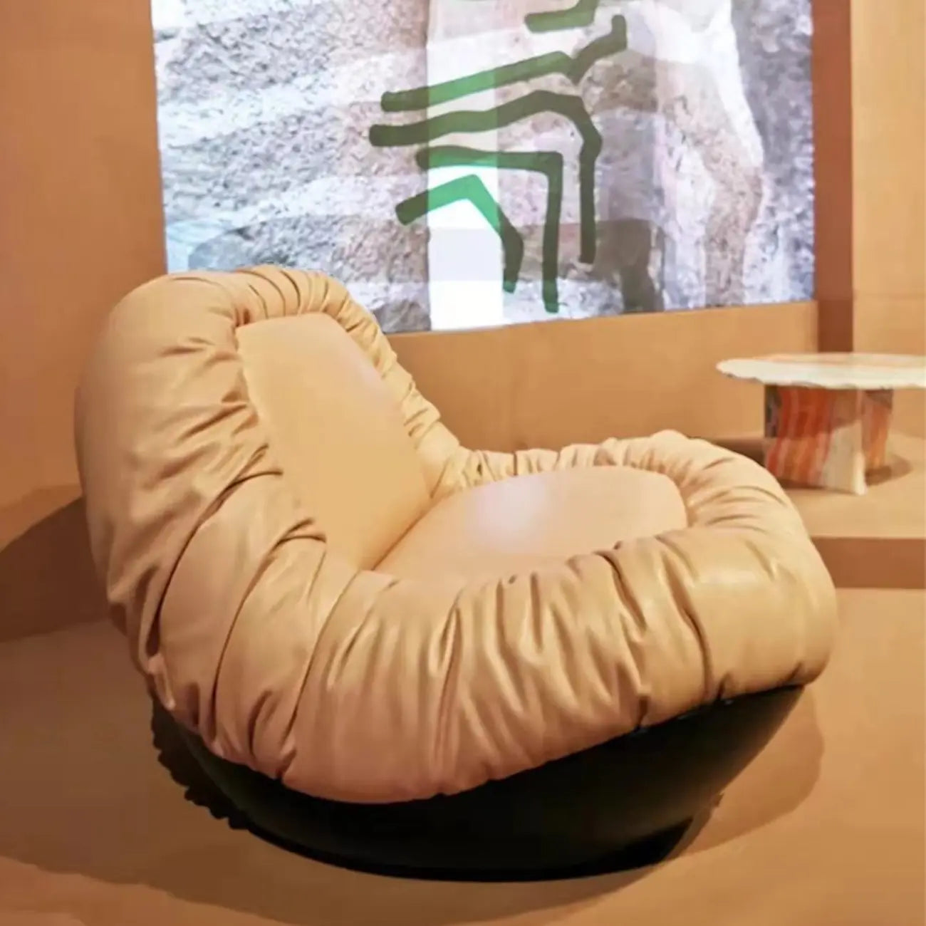 Chaise d'appoint contemporaine sans accoudoirs en similicuir