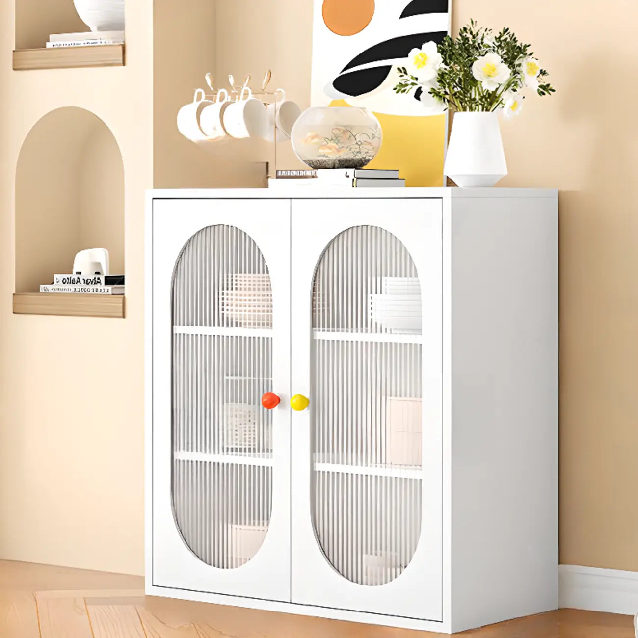 Buffet minimaliste moderne en métal avec comptoir étroit