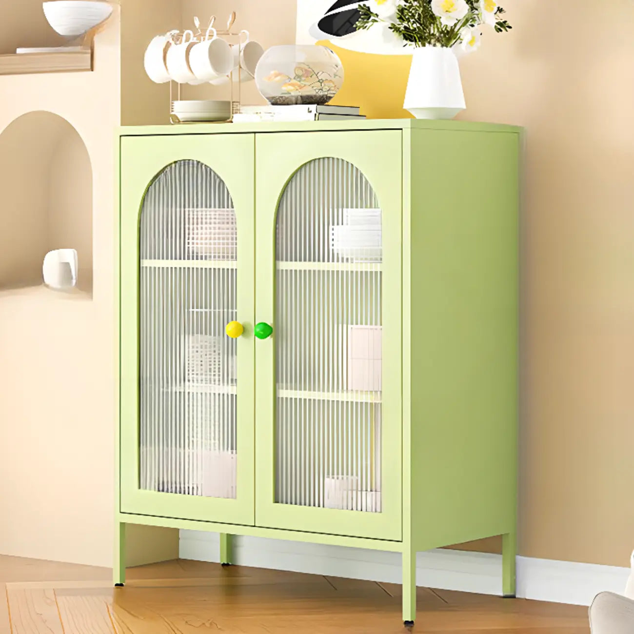 Buffet minimaliste moderne en métal avec comptoir étroit