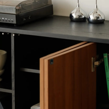 Armoire de rangement en bois de style moderne du milieu du siècle avec 4 portes