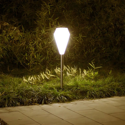 Élégantes lampes solaires LED blanches en forme de diamant pour allées de jardin