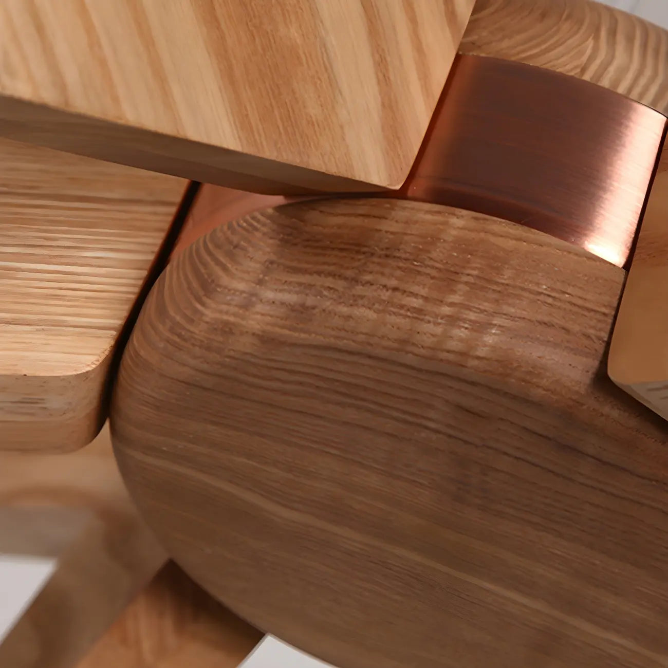 Lustre LED en bois en forme d'étoile au design moderne et minimaliste