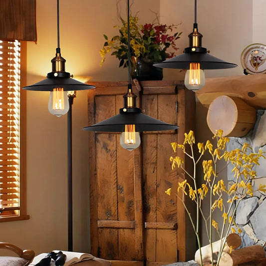 Suspension conique en métal noir de style industriel