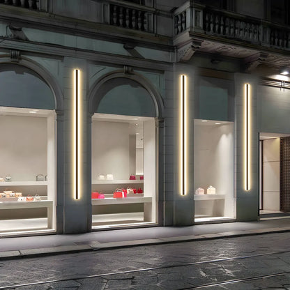 Appliques murales extérieures linéaires modernes en métal noir à LED