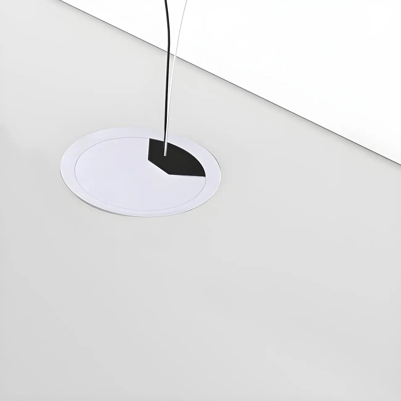 Meuble TV suspendu contemporain en bois blanc avec éclairage intégré