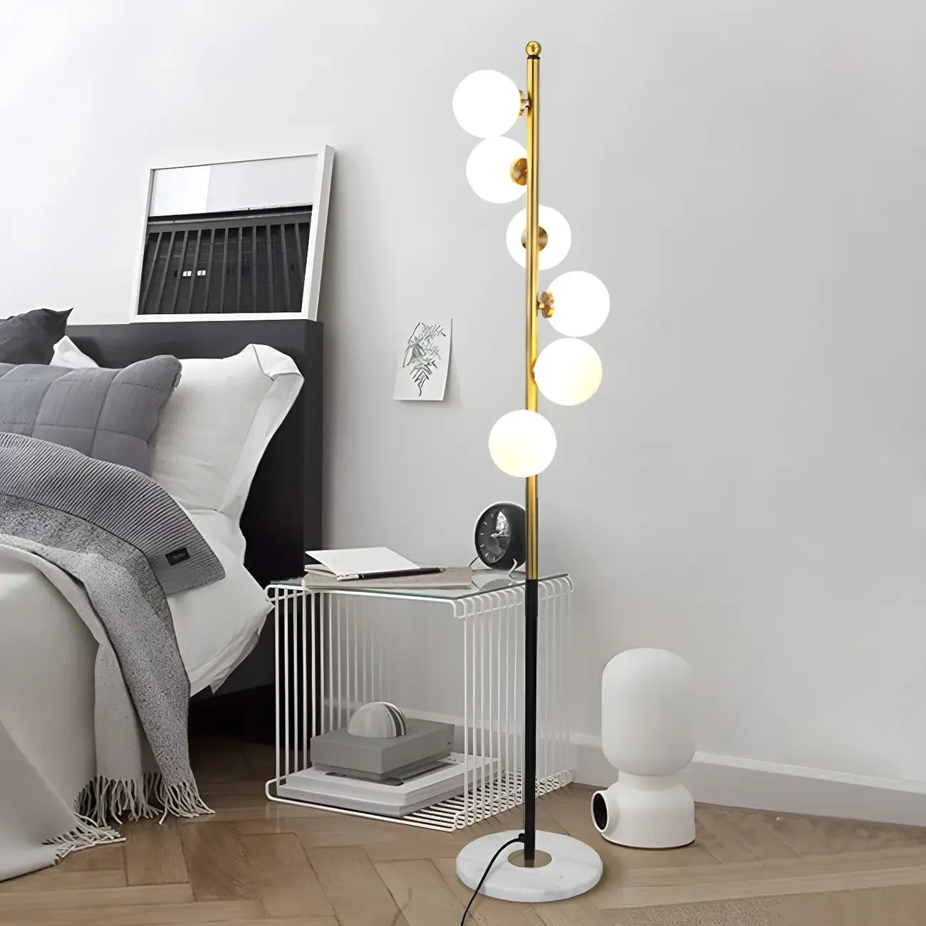 Lampadaire vertical moderne à 6 lumières en verre et métal incurvés