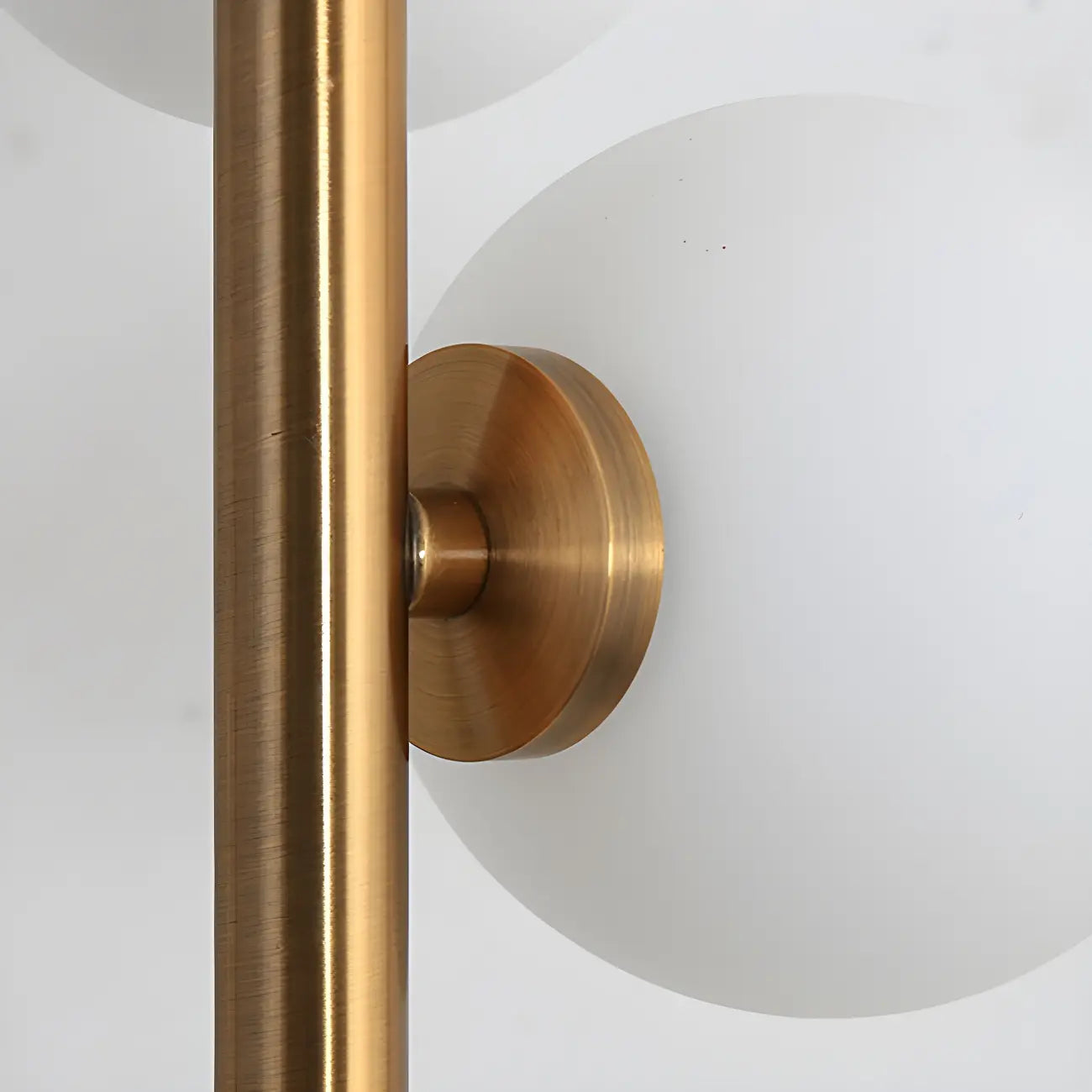 Lampadaire vertical moderne à 6 lumières en verre et métal incurvés