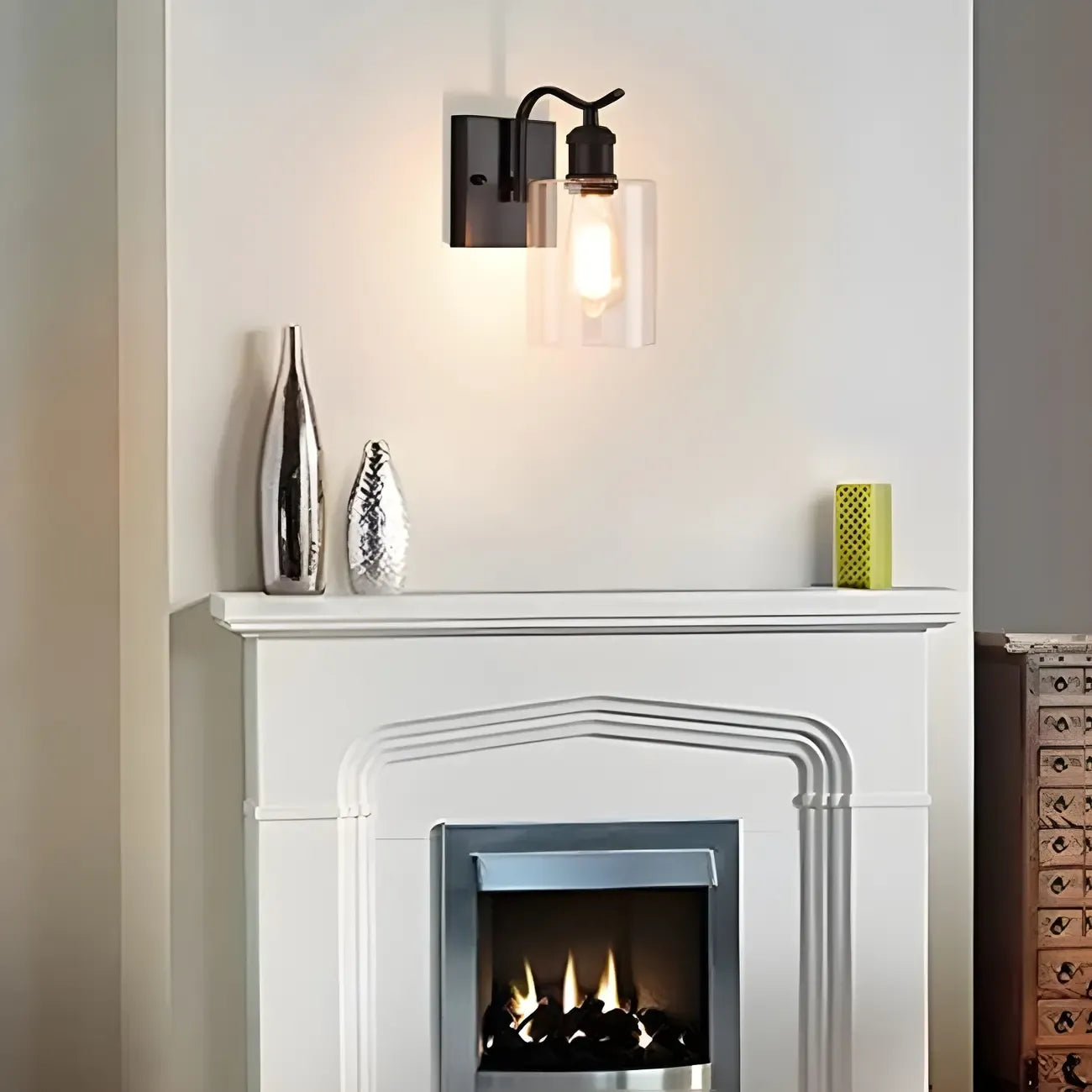 Applique murale moderne cylindrique en métal et verre à une lumière pour salle de bain