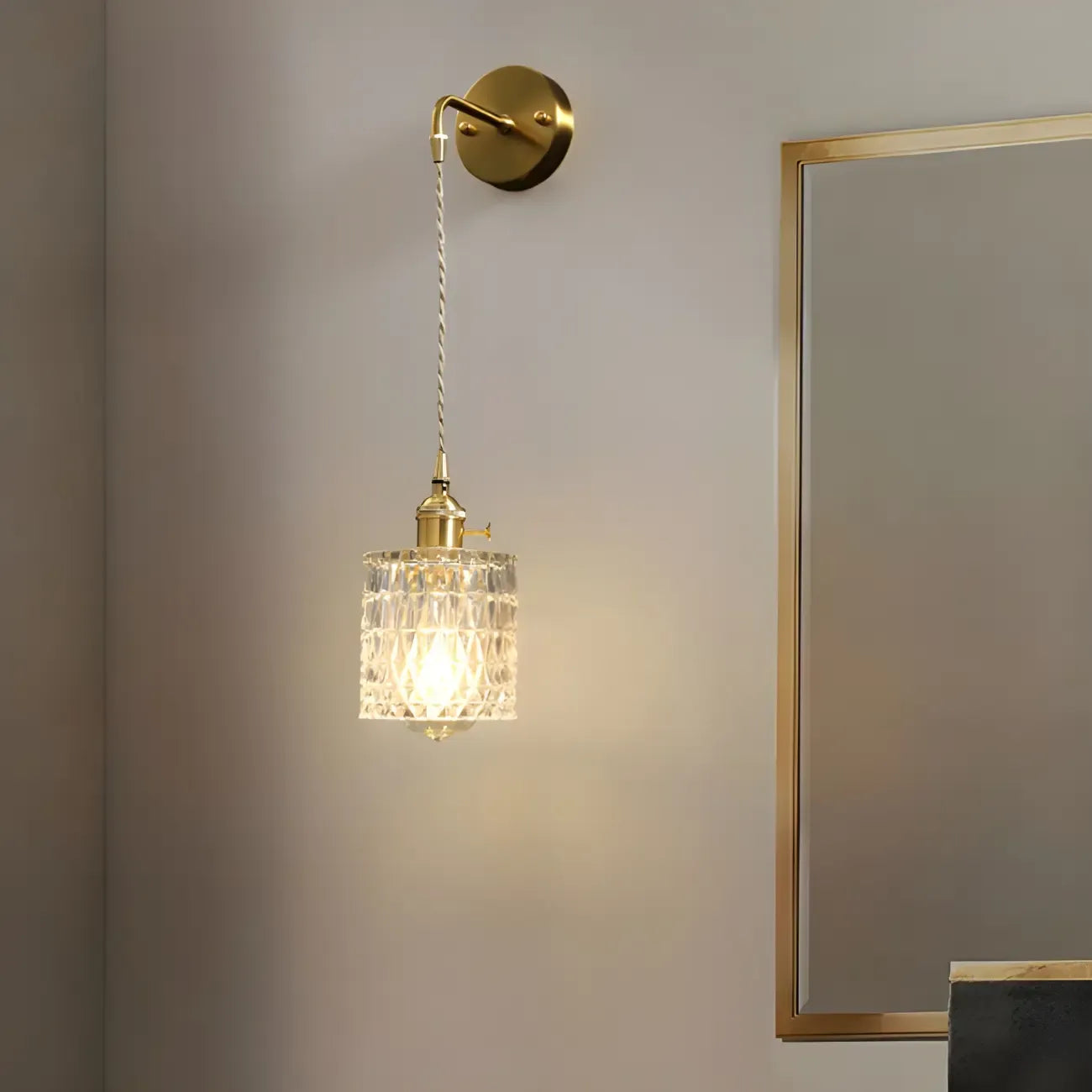 Applique murale suspendue moderne en verre doré pour salle de bain
