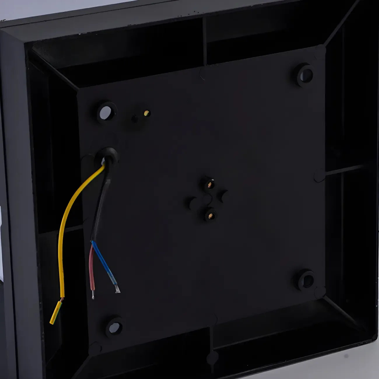 Lampes solaires carrées étanches en métal noir pour poteaux extérieurs