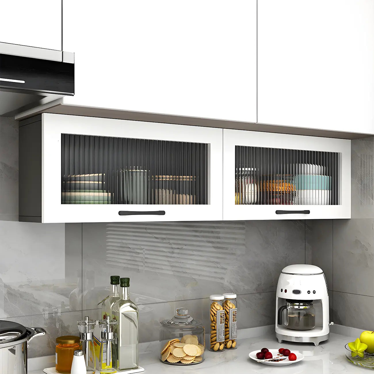 vaisselier mural en bois blanc pour cuisine