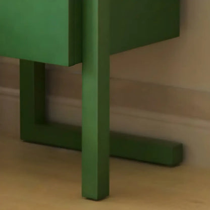 Table de chevet étroite en bois vert à 1 tiroir